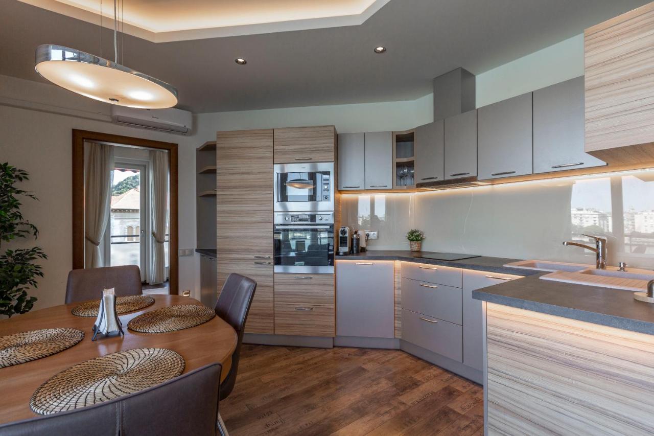 Luxury Residence With A Beautiful View For The Danube River Budapeste Exterior foto